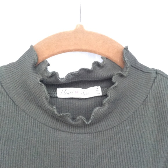 Lettuce Edge High Neck Sleeveless Tank Top Moss M - Picture 2 of 6